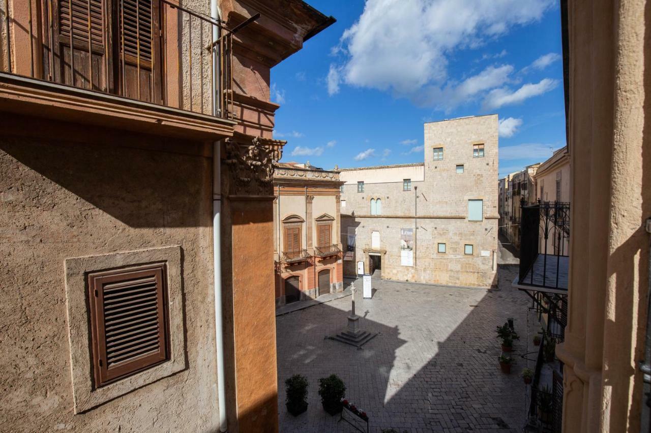 La Stanza Del Vicolo Apartment Palermo Luaran gambar